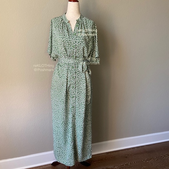 ❌SOLD❌ Floral Green/White Tie-Belt Midi Dress - Picture 3 of 12